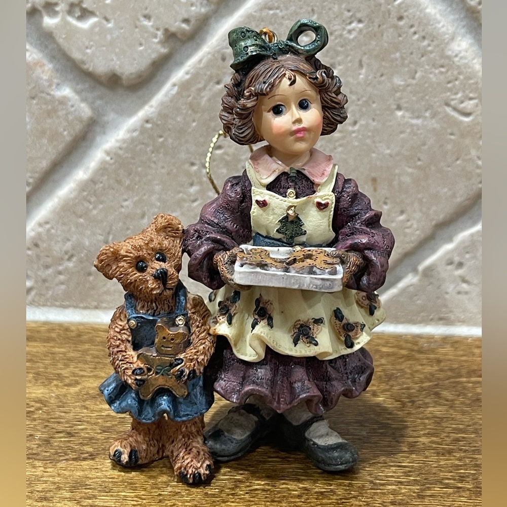 Vintage The Boyd’s collection, Yesterdays child ornament